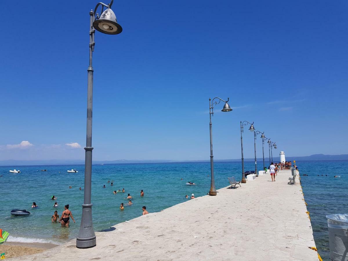Luxury 2Br Apartment 50M From Beach Pefkochori Exterior foto